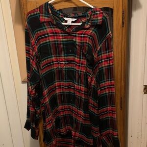 Old Navy Plaid Button-Up Shirt